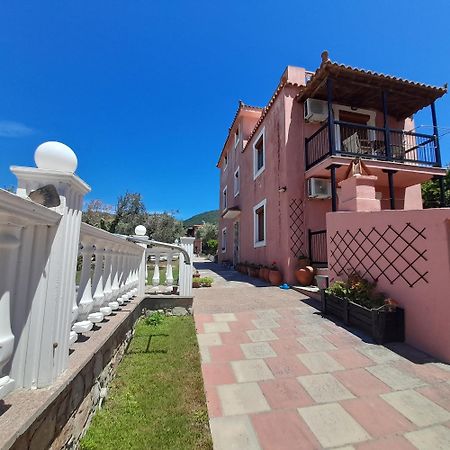 Georgia Apartments Stafylos Exterior foto